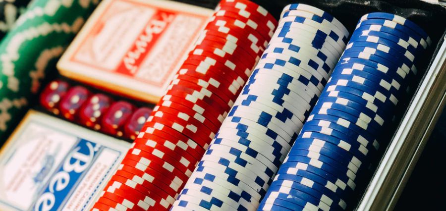 The Rise of Online Casinos: Exploring the Virtual Frontier of Gambling
